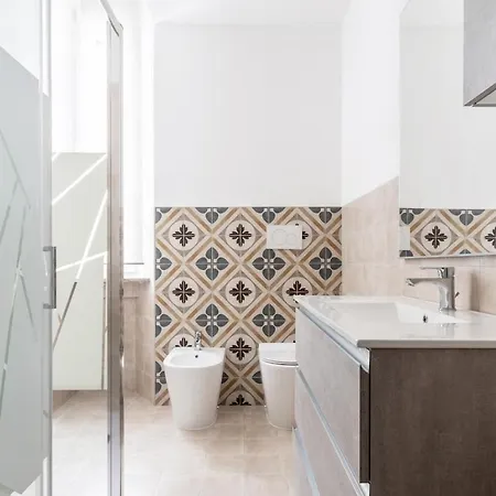 Apartament Famiglia 60mq Giallo Milano Mxp Laghi
